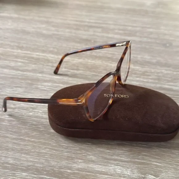 Tom Ford FT5842-B 56 Eye Tortoise NWT in packaging - Picture 6 of 6